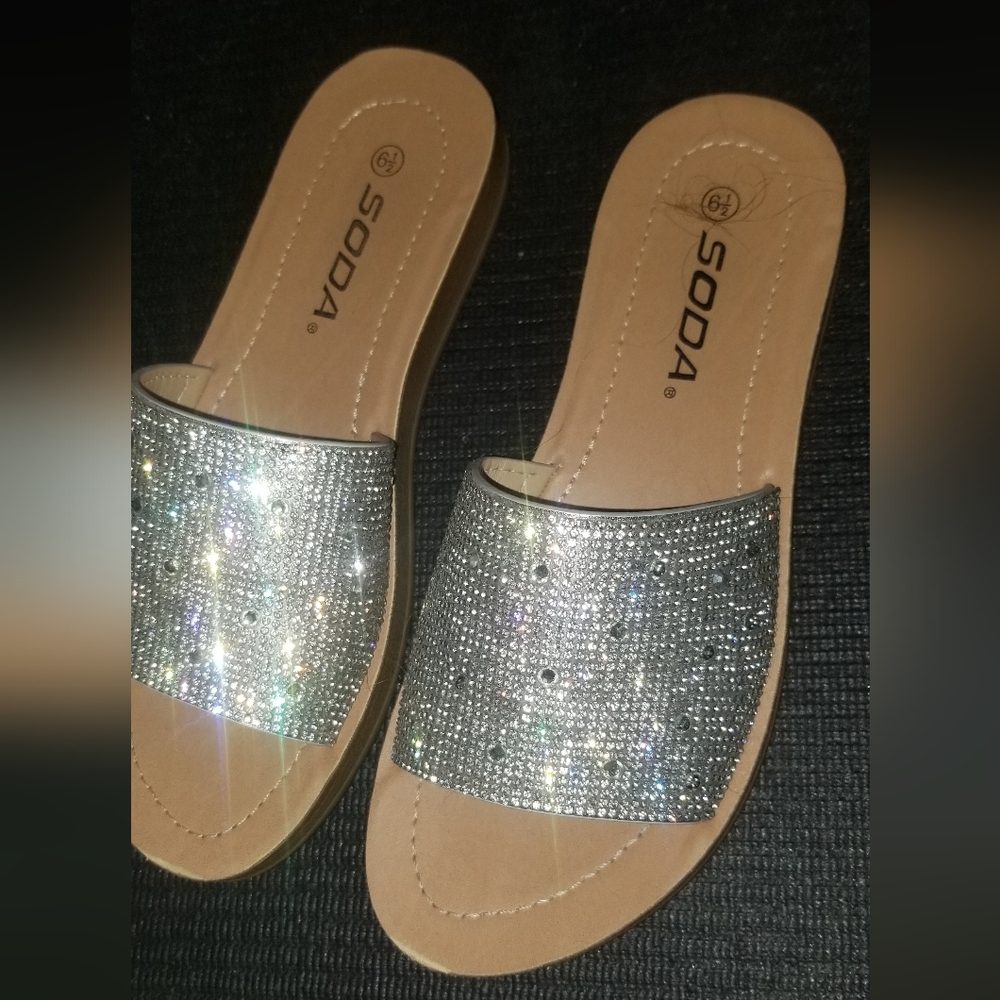 Soda jeweled sandle size 6 1/2